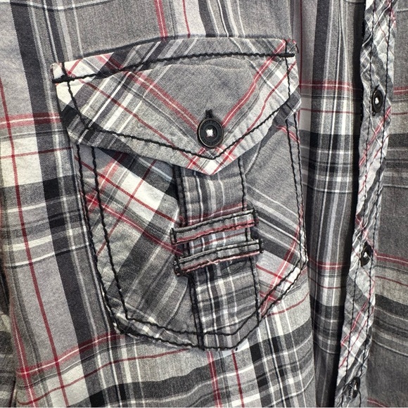 Buckle Black Athletic Fit Men's XL Long Sleeve Button Down Plaid Shirt Black Red - Picture 5 of 7